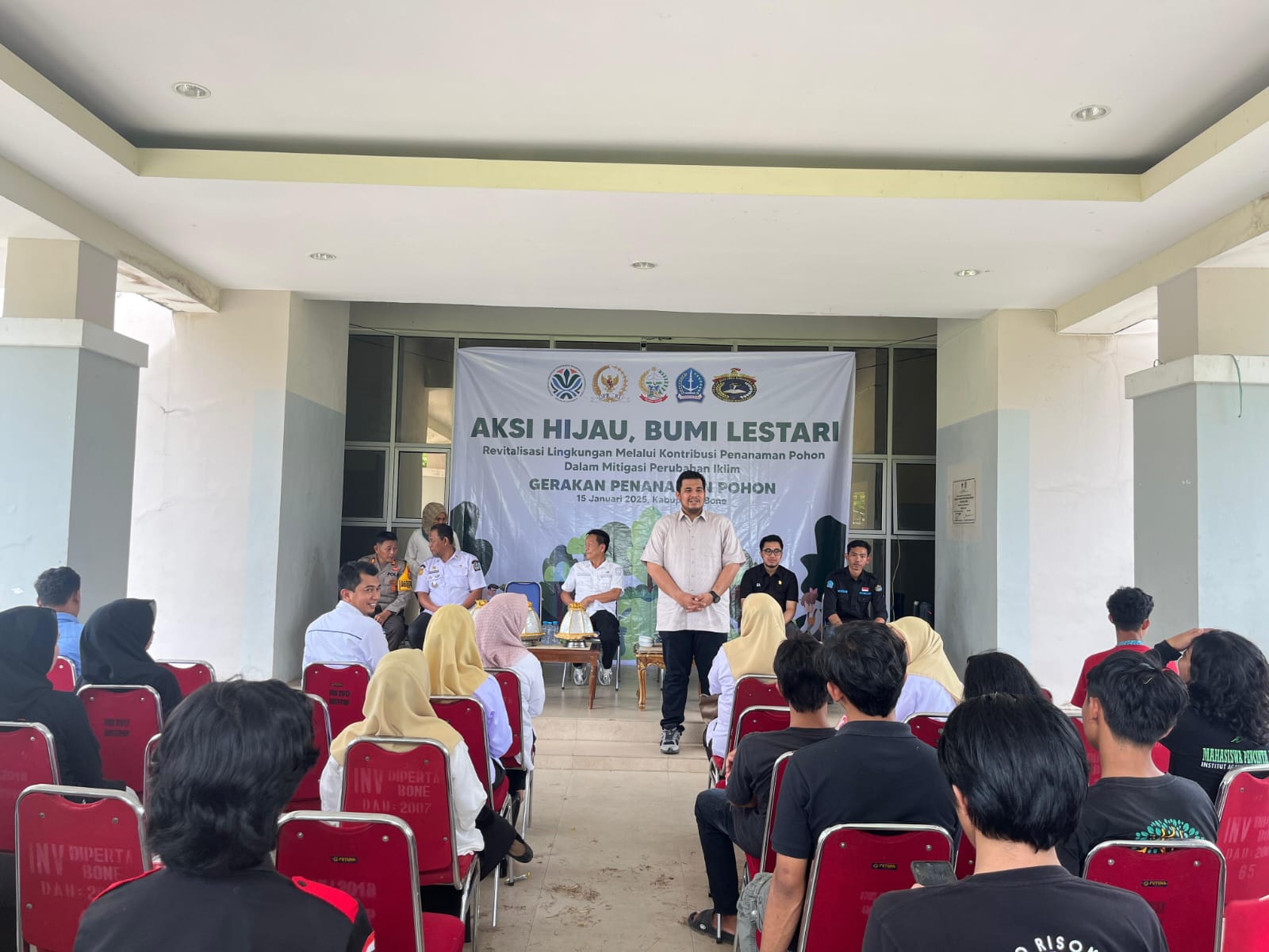 Aksi Hijau, IKMB Unhas Bersama Andi Amar Sulaiman Tanam 300 Pohon