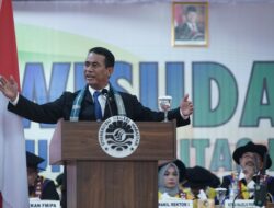 Hadiri Wisuda UNM, Mentan Amran Beri Pesan Ini untuk Generasi Muda