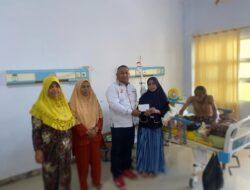 DPC Gerindra PAC Binamu Bersama Tidar Jeneponto Serahkan Santunan