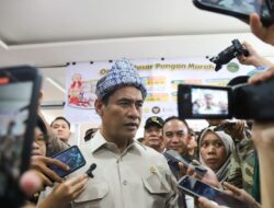 Ramadhan Tenang, Mentan Amran dan Wamentan Sudaryono Operasi Pasar di Palembang