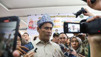 Ramadhan Tenang, Mentan Amran dan Wamentan Sudaryono Operasi Pasar di Palembang