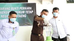 Kejaksaan Negeri Bantaeng Musnahkan Barang Bukti Tindak Pidana