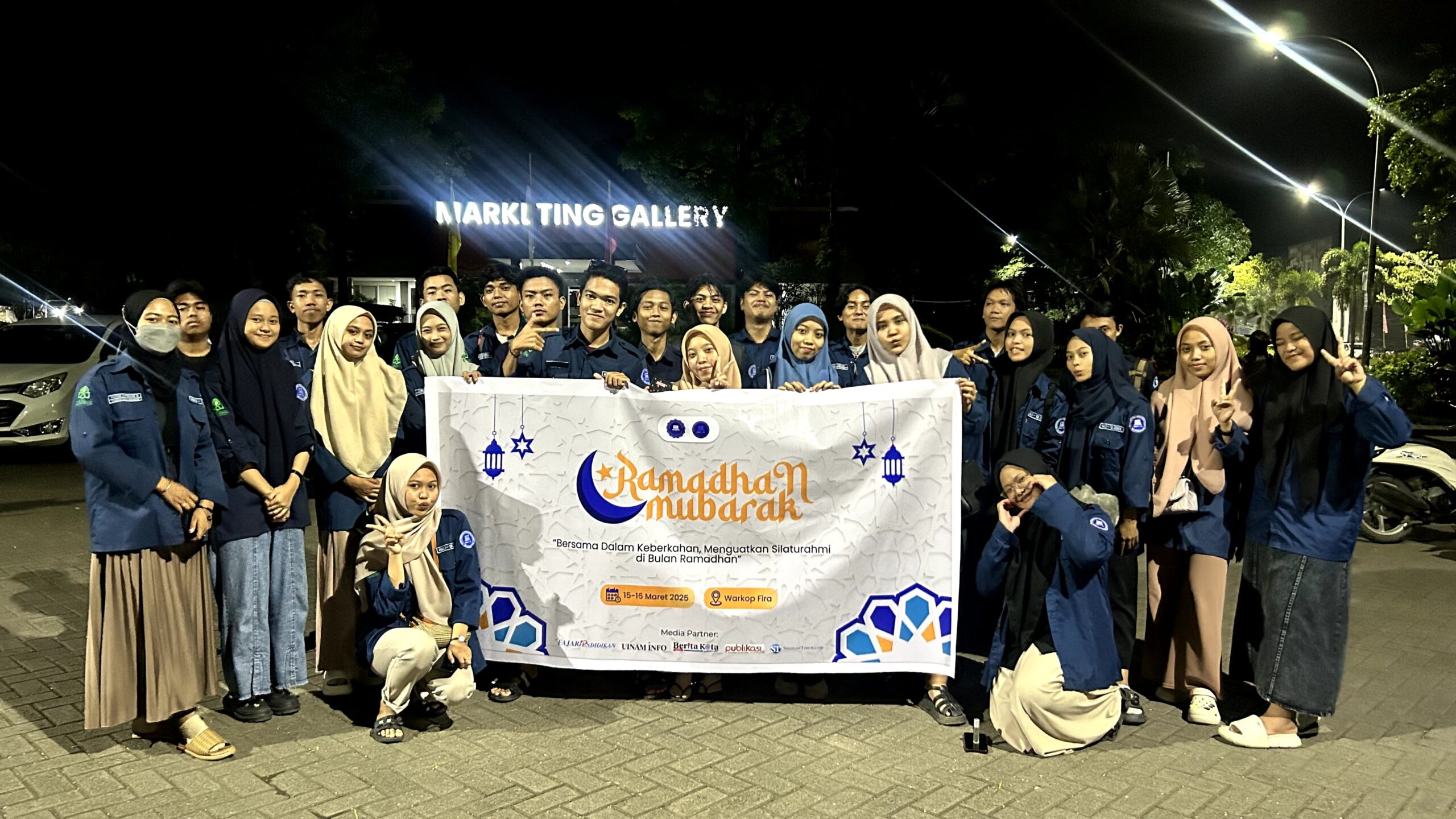 Ramadhan Mubarak, HMJ-SI Berbagi Takjil dan Berbuka Bersama
