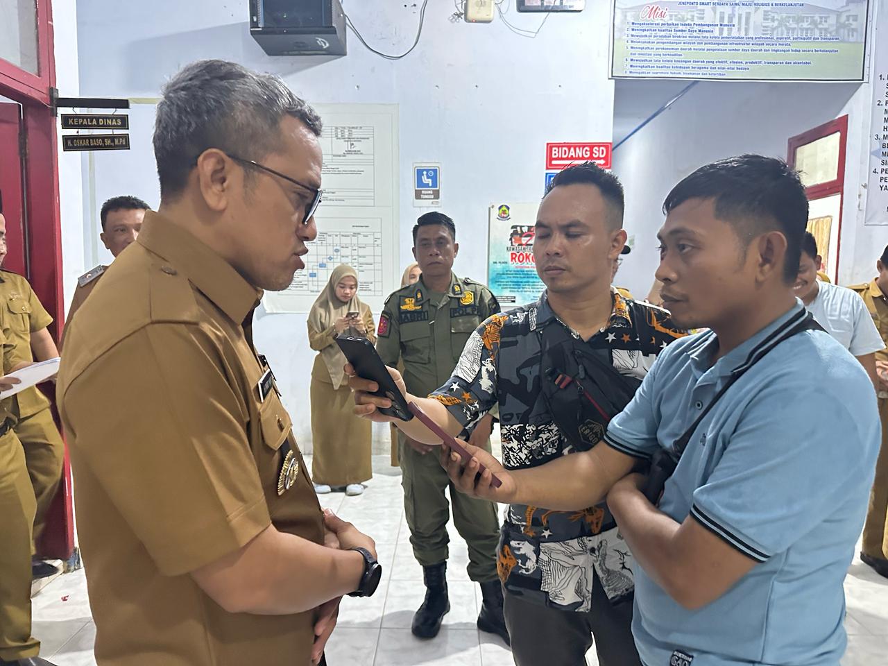 Bupati Jeneponto Bersama Wakil Bupati Silaturahmi ke Sejumlah OPD, Ini yang Disampaikan