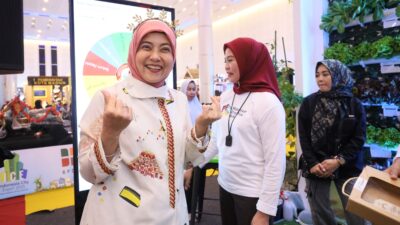 Dukung UMKM dan Budaya Lokal, Aliyah Mustika Ilham Kunjungi Booth Makassar di APEKSI