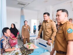 Sidak Rumah Sakit, Bupati Bantaeng Uji Nurdin Tanyakan Pelayanan ke Warga