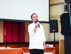Gubernur Andi Sudirman Sulaiman Salurkan 222M Dana Bagi Hasil 24 Kabupaten/Kota