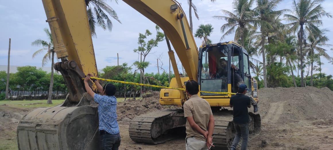 Polres Jeneponto Temukan Satu Unit Alat Ekskavator Beroperasi Tambang Pasir, Diduga Ilegal