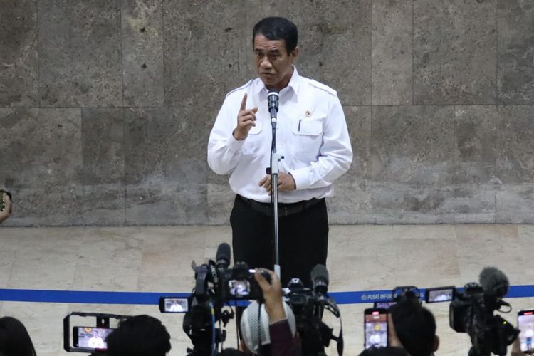 LSI Denny JA: Prabowo Butuh Sosok “Mr Clean” Seperti Amran Sulaiman