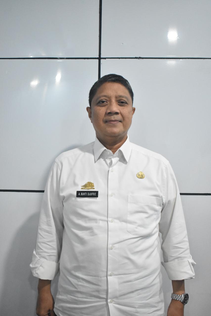 Program 100 Hari Kerja: Pemkot Makassar Kucurkan Rp11,49 Miliar untuk Seragam Gratis