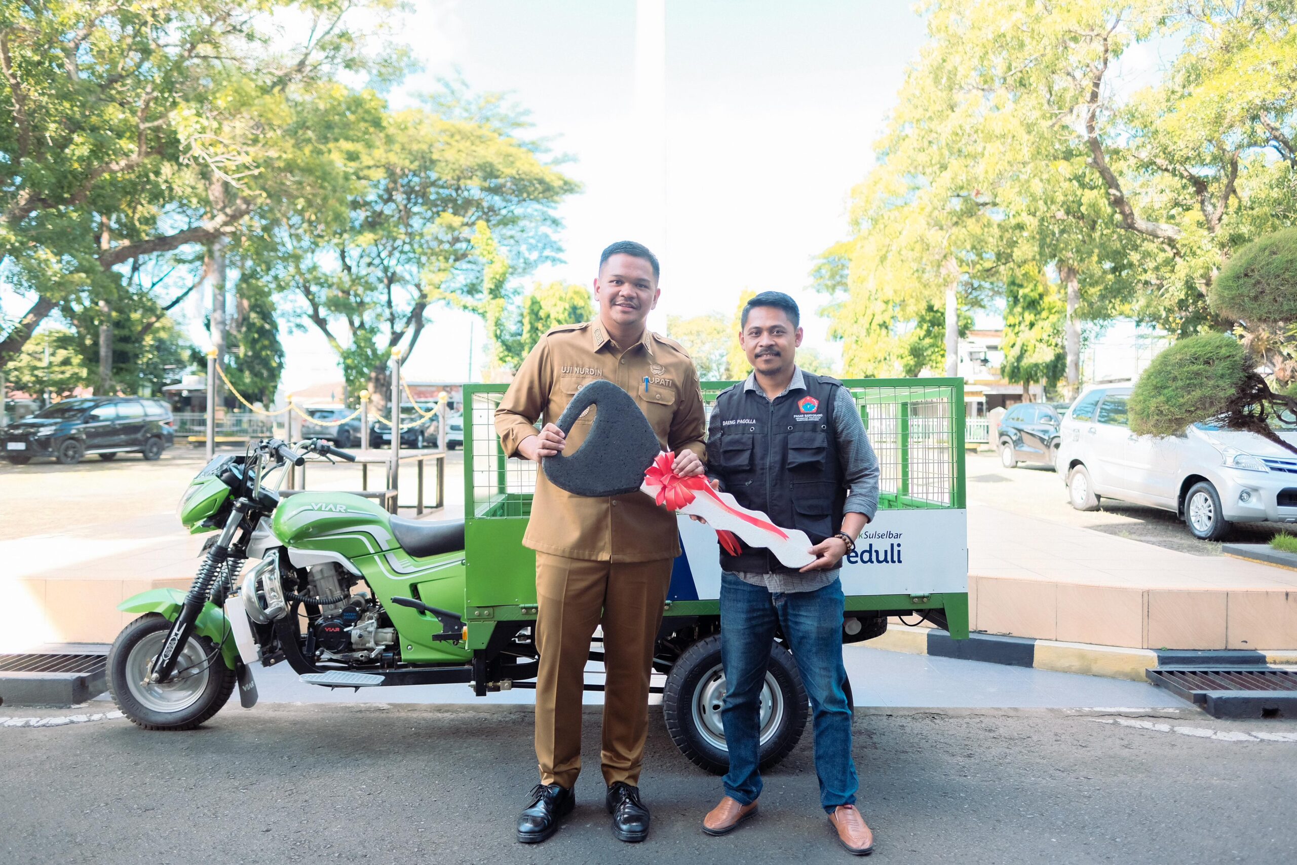 Penuhi Janji Bantuan Truk Sampah, Kepala Pasar Banyorang Apresiasi Bupati Bantaeng Uji Nurdin