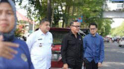Wamendagri dan Walikota Makassar Awali Kegiatan dengan Jogging dan Sidak Damkarmat