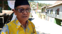 Warga Palambuta Kini Nikmati Jembatan Gantung, Terima Kasih Hamka B Kady!