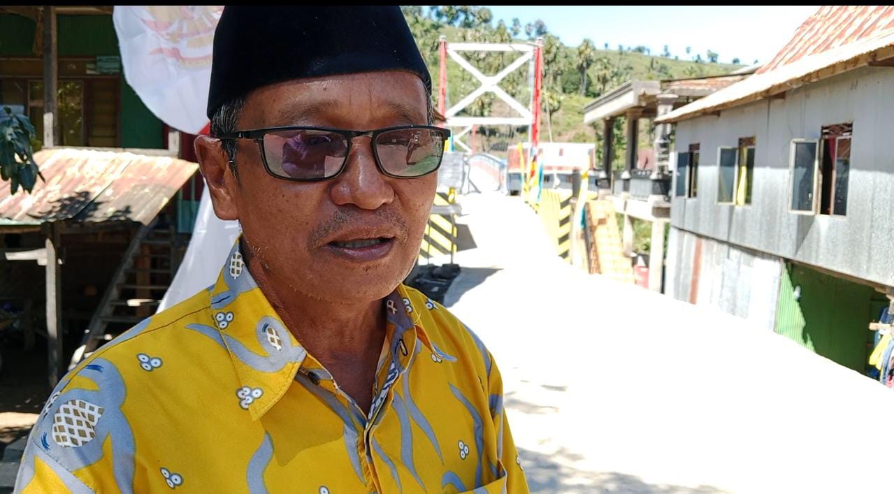 Warga Palambuta Kini Nikmati Jembatan Gantung, Terima Kasih Hamka B Kady!