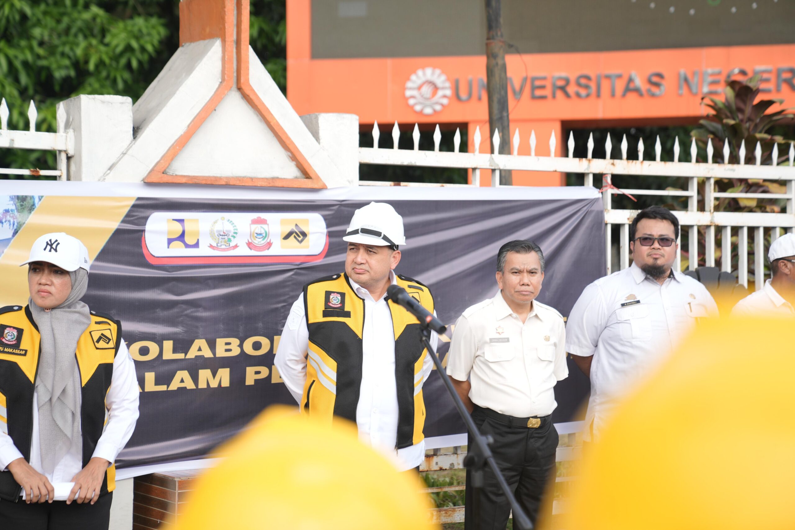Wali Kota Munafri Pimpin Pasukan Drainase Lakukan Pembersihan, Hadapi Musim Hujan
