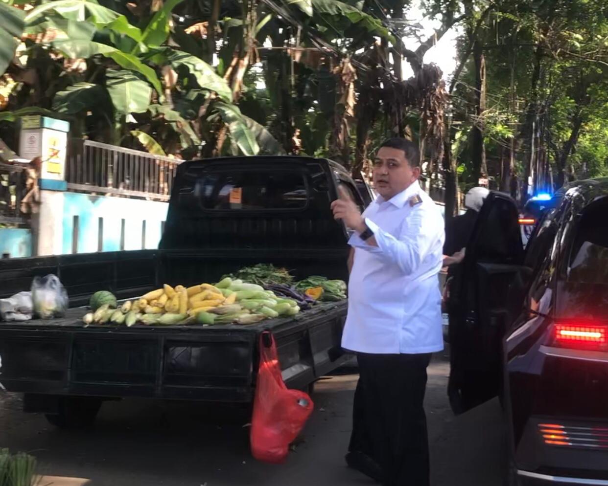 Wali Kota Munafri Sidak Pasar Tumpah Tello, Tegur Pedagang yang Ganggu Jalan Umum