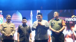 Pawai Obor Muharram, Wali Kota Munafri Ajak Warga Rayakan Hijrah dengan Semangat Baru