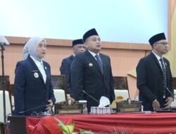 Munafri-Aliyah Hadiri Pengukuhan PAW Prof. Dr. Apiaty K. Amin Syam di DPRD Kota Makassar Munafri-Aliyah Hadiri Pengukuhan PAW Prof. Dr. Apiaty K. Amin Syam di DPRD Kota Makassar