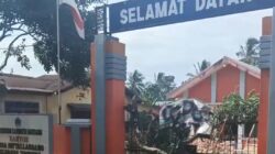 Kisruh Desa Pattallassang Memuncak: Kantor Desa Diblokir, 74 Perangkat Diberhentikan