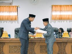 Bupati Bantaeng Uji Nurdin Serahkan RPMJD 2025 – 2029 dan Pertanggungjawaban APBD 2024 Bupati Bantaeng Uji Nurdin Serahkan RPMJD 2025 – 2029 dan Pertanggungjawaban APBD 2024