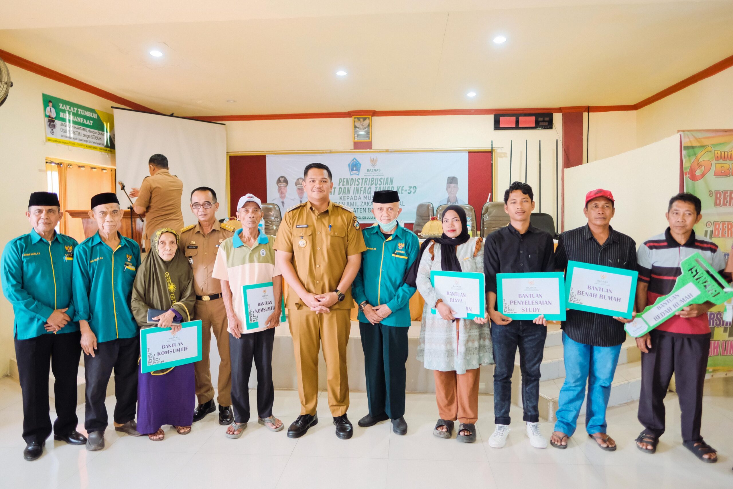 Bupati Uji Nurdin Beri Bantuan Dana Hibah Untuk Baznas Bantaeng