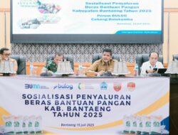 Bupati Bantaeng Harap Tidak Terjadi Kekeliruan Data Saat Penyaluran Bantuan Pangan Bupati Bantaeng Harap Tidak Terjadi Kekeliruan Data Saat Penyaluran Bantuan Pangan