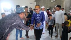 Disafari Jumat Disambut Hangat Masyarakat, Bupati Jeneponto Salurkan Bantuan