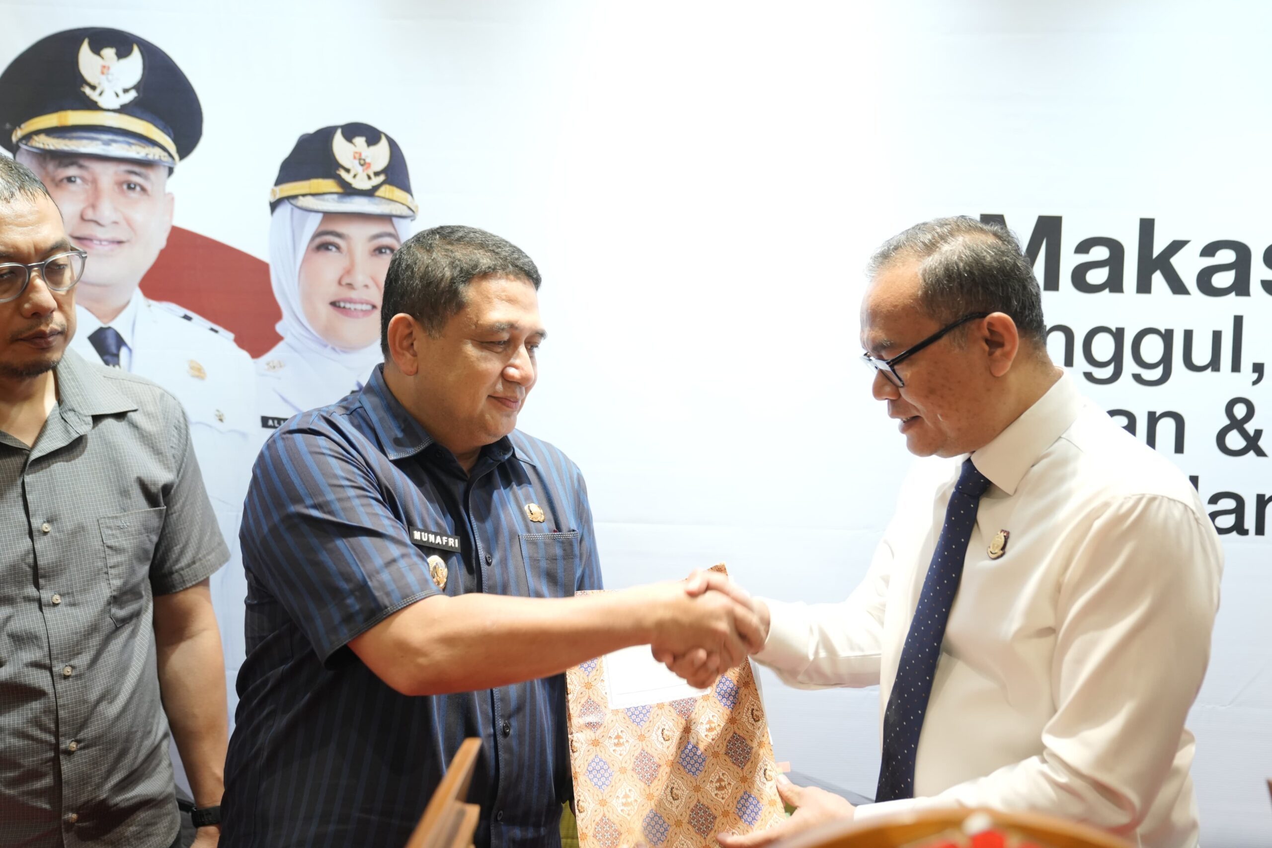 Kejari Bongkar Aset Kendearaan Tak Bertuan, 49 Randis Resmi Diserahkan ke Pemkot