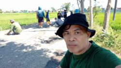 Camat Turatea Jeneponto Apresiasi Inisiatif Warga Gotong Royong Perbaiki Jalan Rusak