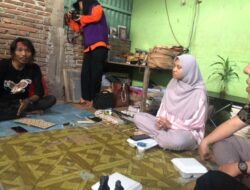 Semangat Anak Muda Maros Bangkitkan Industri KreatifI nklusif Lewat Daun Lontar dan Limbah Kertas