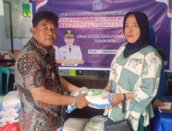 Dinsos Bone Salurkan Bantuan Perbekalan Kesehatan di Kelurahan Apala