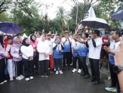Ribuan Warga Semarakan Jalan Santai HUT RI ke 80 di Jeneponto