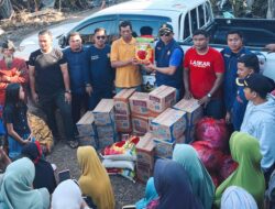 Respon Cepat! Karang Taruna Jeneponto Datangi ke Tujuh Korban Kebakaran