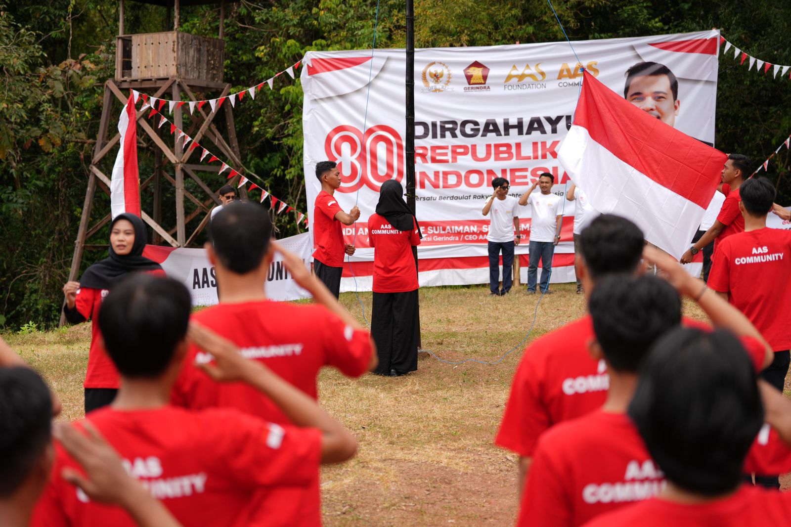 AAS Community Gelar Upacara Dirgahayu RI ke-80 di Kebun Raya Pucak Maros