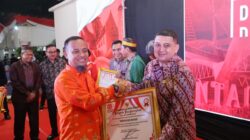 “Kado” Hari Kemerdekaan, Pemkot Makassar Sabet Penghargaan Pemprov Sulsel