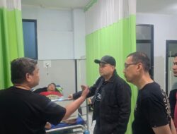 Wali Kota Hadir Jenguk Pegawai DPRD yang Jadi Korban di RS
