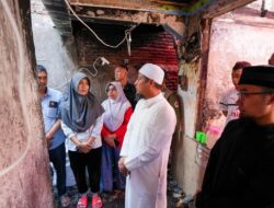 Gubernur Andi Sudirman Temui Korban Kebakaran Jalan Baji Dakka, Santunan Diserahkan Langsung