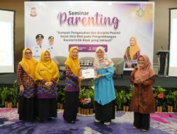 Buka Seminar Parenting, Bunda PAUD Makassar Dorong Orang Tua Terapkan Disiplin Positif