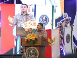 Wali Kota Makassar Sampaikan Pesan Ke Ratusan Wusudawan Angkatan Pertama UC Makassar