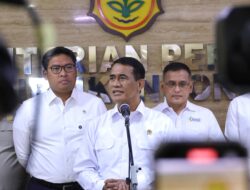 Mentan Amran Pastikan Stok Pupuk Aman, 2.039 Kios Nakal Dicabut Izinnya