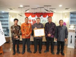 Bukti Kebijakan Berbasis Riset, Makassar Diganjar Penghargaan BRIN 2025