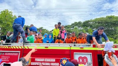 RA Islam Al-Kafaa Gandeng Damkar Polman Gelar Simulasi