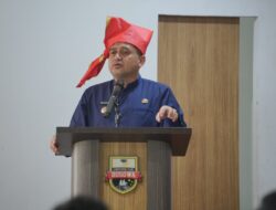 Munafri “Bongkar” Pengalaman Pahit dan Manis di Depan Mahasiswa FH Unibos