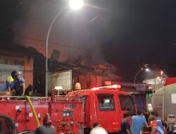 BREAKING NEWS: Kebakaran Maut di Bantaeng, 3 Orang Meninggal Dunia