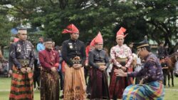 Bupati Bantaeng Appakarella Passapu Ri Parade Budaya HUT Bantaeng ke-771