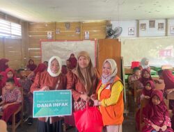 K-Apel dan Rumah Zakat Sulsel Salurkan Bantuan di Pangkep