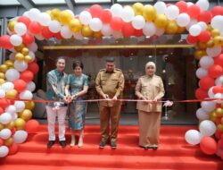 Dorong Pertumbuhan Industri, Munafri-Aliyah Resmikan Pabrik Kaca