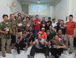 Abah Yusuf dan Daeng Tompo Sponsori Turnamen Domino di Warkop Mutiara Sudiang