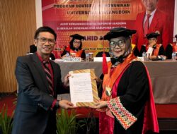 Dari Bantaeng ke Makassar: Jejak Sunyi Wahid Hidayat Menjadi Doktor Ilmu Komunikasi