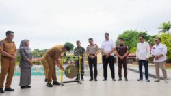 Bupati Bantaeng Uji Nurdin Buka Kembali Kolam Renang Andi Pawiloi
